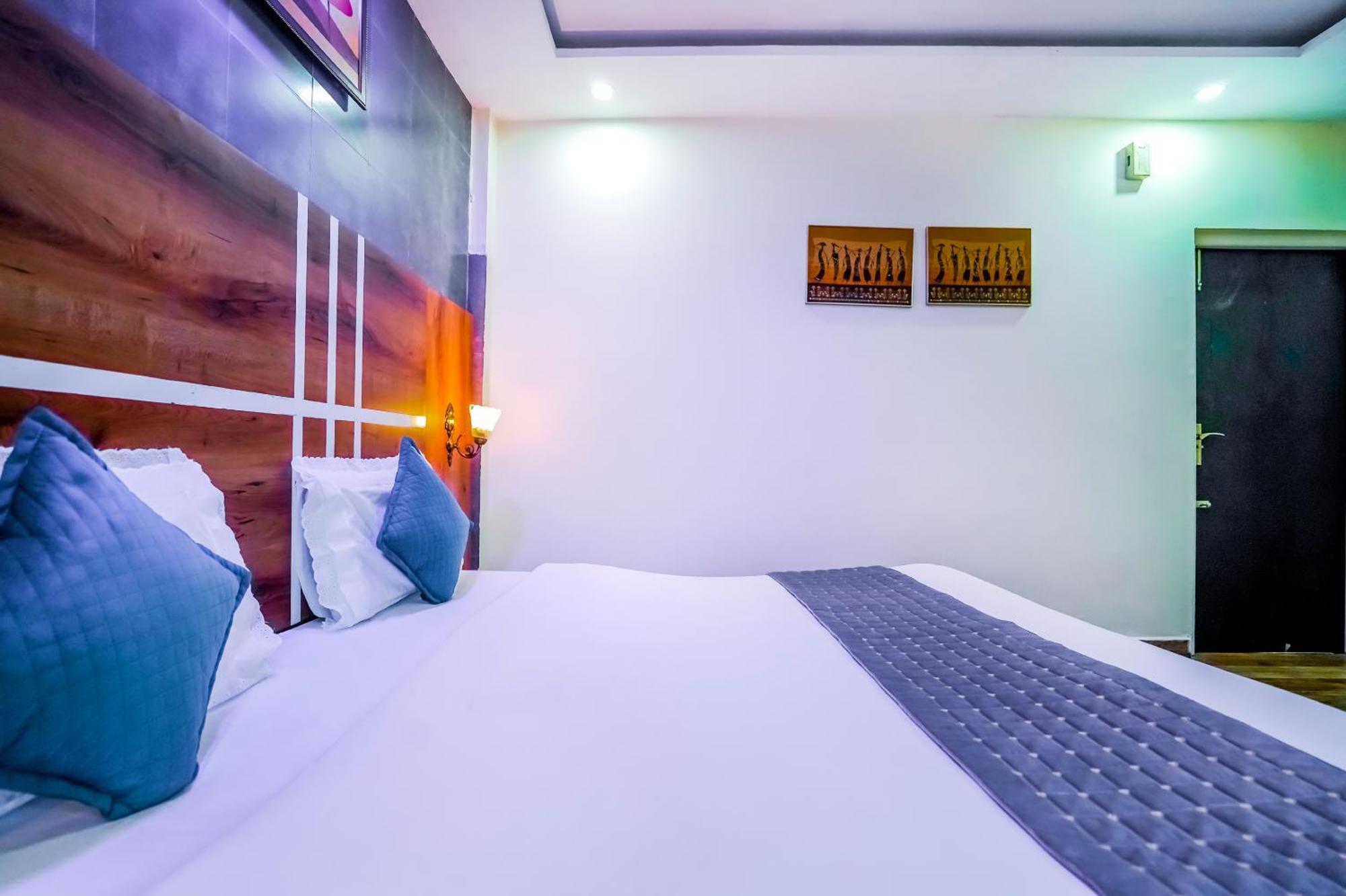 Хостел The Bunksters Mcleodganj, Dharmkot Мак-Леод-Гейндж Экстерьер фото