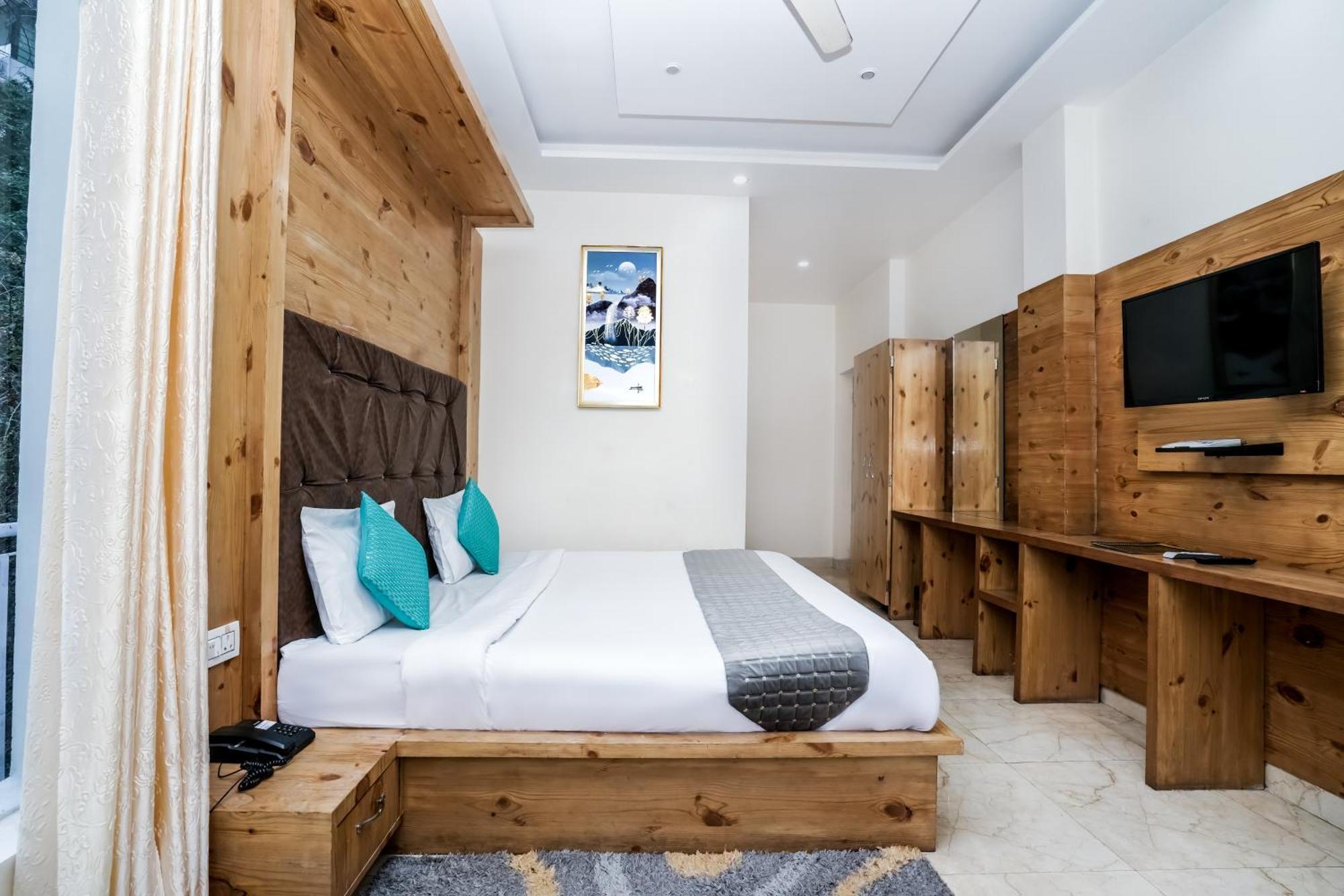 Хостел The Bunksters Mcleodganj, Dharmkot Мак-Леод-Гейндж Экстерьер фото