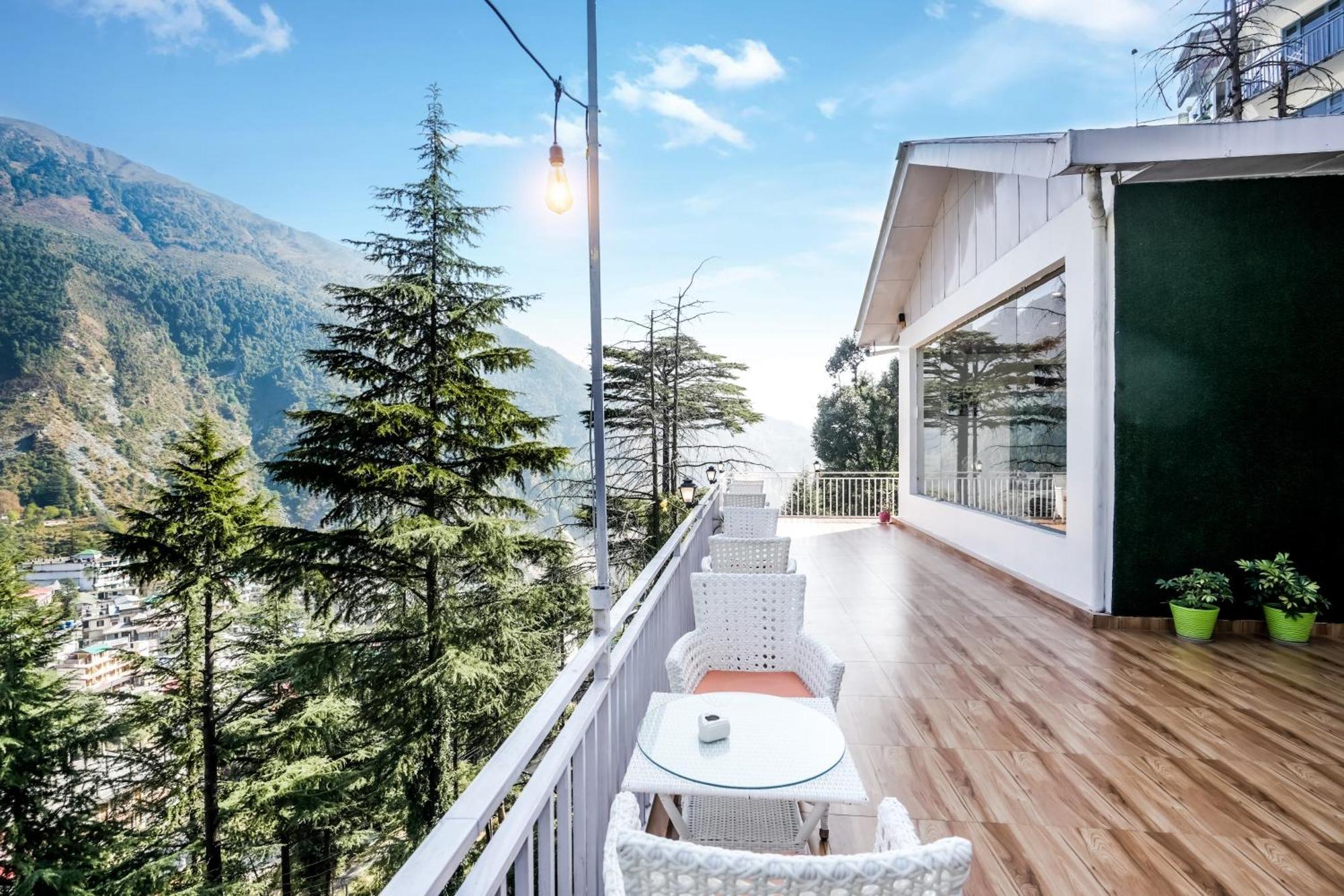 Хостел The Bunksters Mcleodganj, Dharmkot Мак-Леод-Гейндж Экстерьер фото
