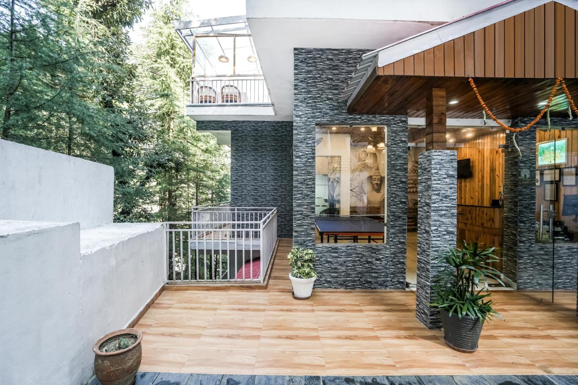 Хостел The Bunksters Mcleodganj, Dharmkot Мак-Леод-Гейндж Экстерьер фото